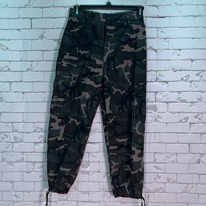Ladies Camo pants